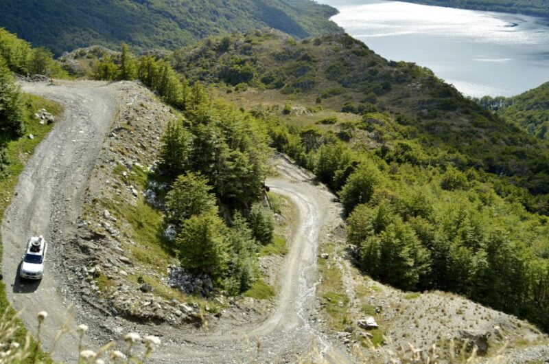 From Ushuaia: Off-Road Lakes Tour - Experience Highlights