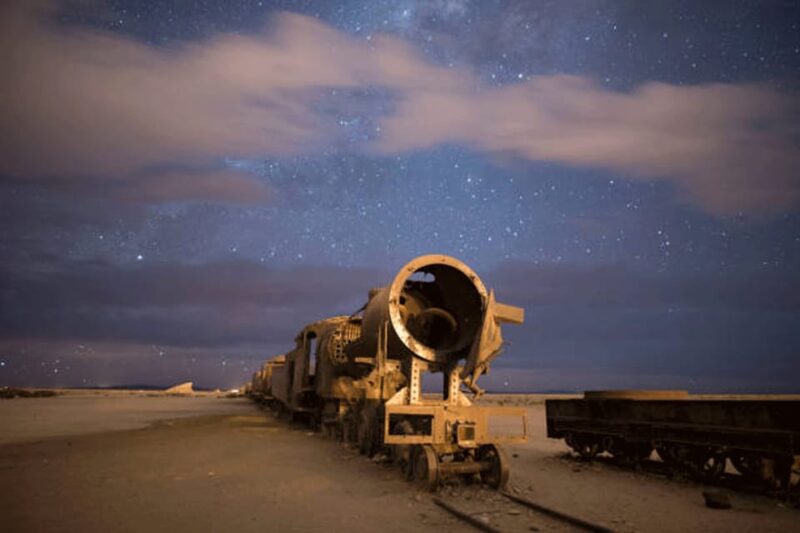 From Uyuni: Uyuni Salt Flats+Lunch+Sunset - Salt Flats Exploration
