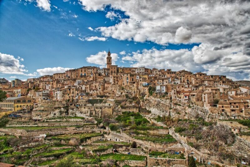 From Valencia: Bocairent and Covetes Dels Moros Day Trip - Sampling Local Beverages and Delicacies