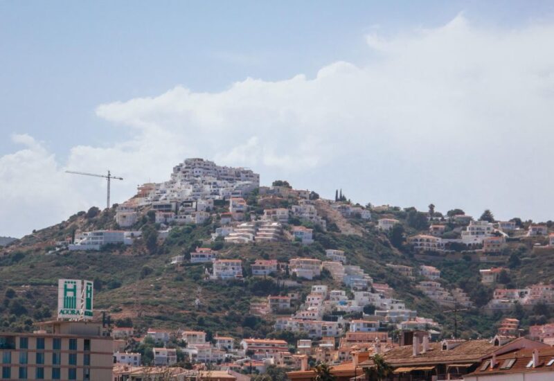 From Valencia: Day Trip to Peñíscola With Castle Visit - Key Points