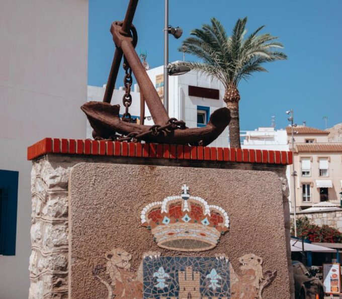 From Valencia: Day Trip to Peñíscola With Castle Visit - Exploring the Old Town