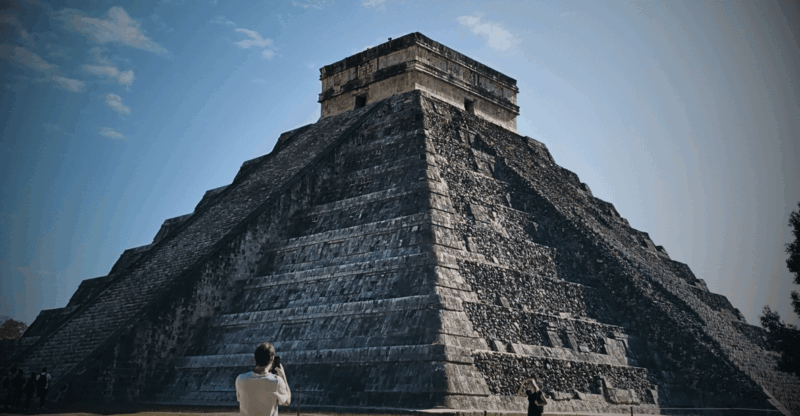 FROM VALLADOLID: CHICHÉN ITZÁ + 2 CENOTES COLLECTIVE TRANSPORTATION - Cenote Experiences