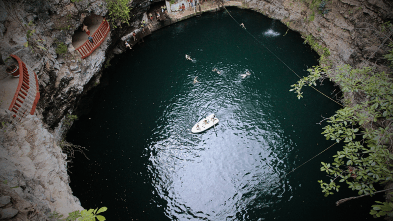 FROM VALLADOLID: CHICHÉN ITZÁ + 2 CENOTES COLLECTIVE TRANSPORTATION - Transportation and Safety