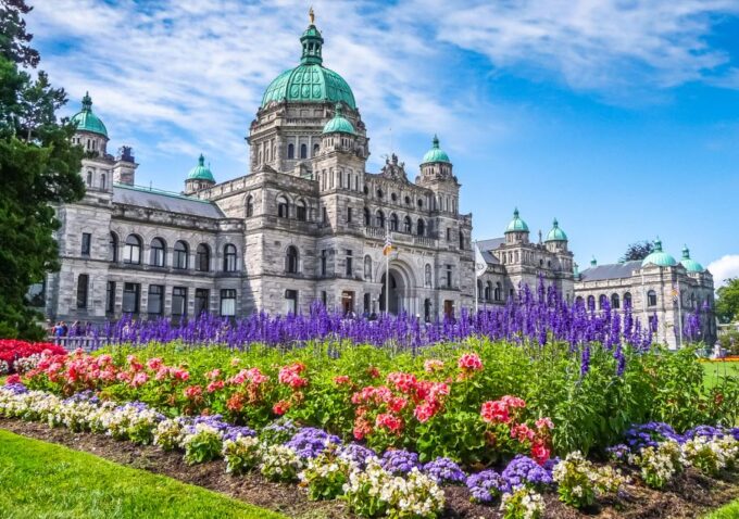 From Vancouver: Full-Day Victoria & Butchart Gardens Tour - Marine Life and Scenery