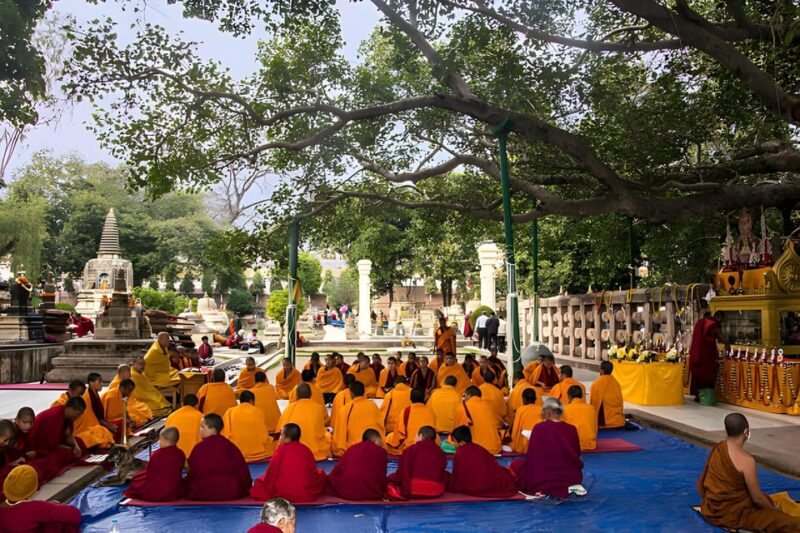 From Varanasi: Private Same Day Bodhgaya Tour - Itinerary Highlights