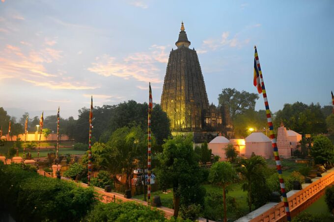 From Varanasi: Private Same Day Bodhgaya Tour - Tour Inclusions