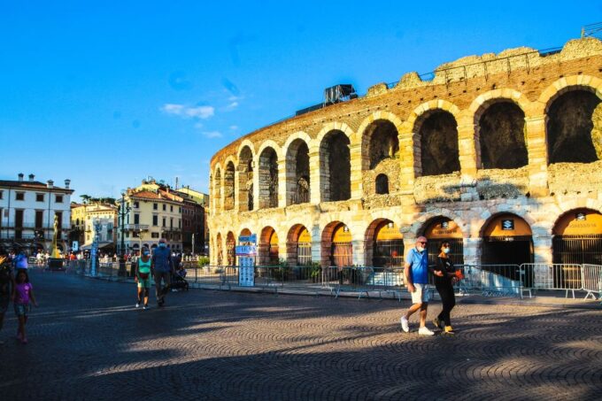 From Venice: Day Trip to Verona by Train With Guided Tour - Free Time in Verona