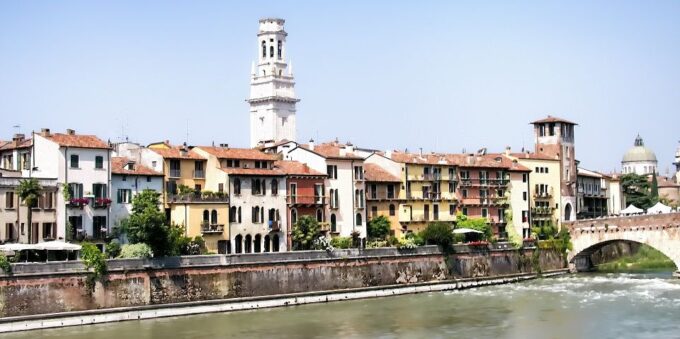 From Venice: Day Trip to Verona by Train With Guided Tour - Customer Feedback and Ratings