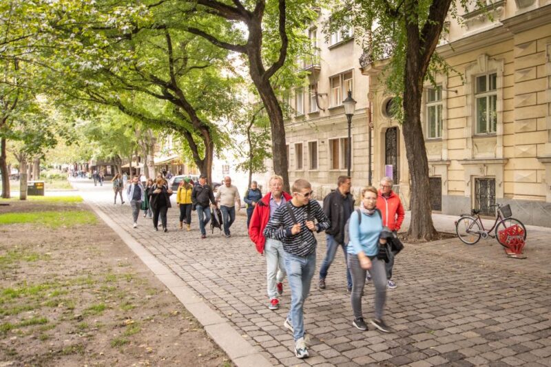 From Vienna: Bratislava Grand City Day Tour - Tour Highlights