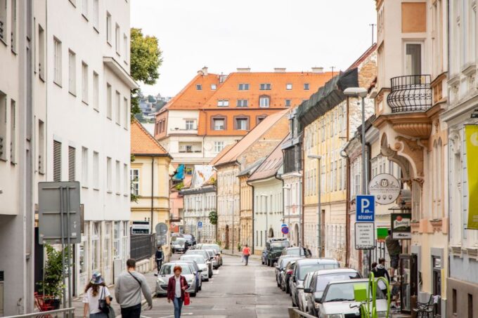 From Vienna: Bratislava Grand City Day Tour - Pricing and Booking