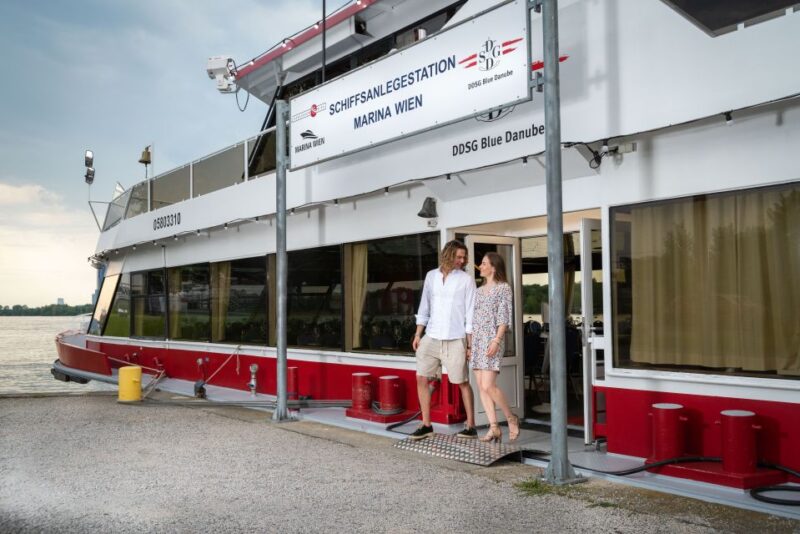 From Vienna: Day Cruise to Bratislava - Onboard Dining