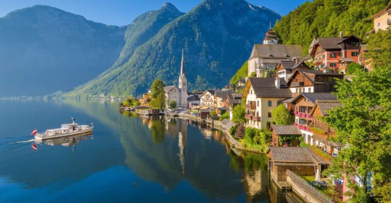 From Vienna: Hallstatt Guided Day Tour - Guided Walking Tour