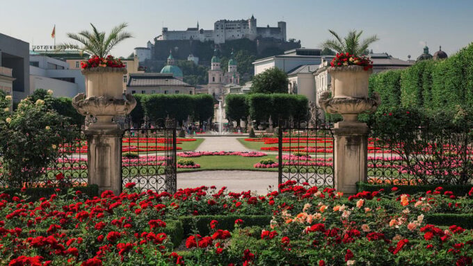From Vienna: Picturesque Hallstatt and Salzburg Day Trip - Mirabell Gardens and Fortress