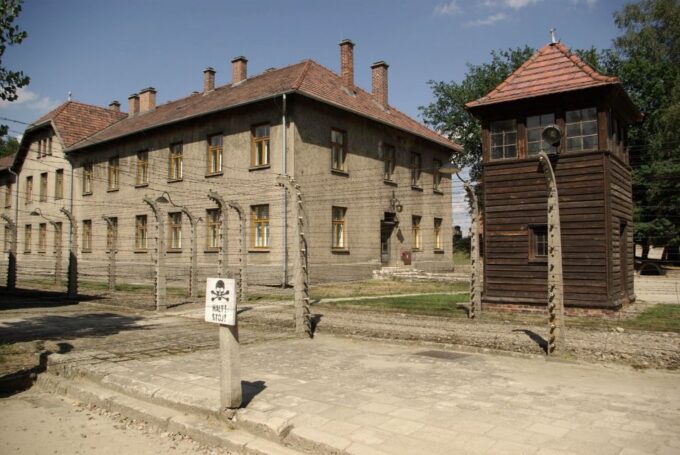 From Warsaw: Auschwitz-Birkenau Small Group Tour With Lunch - Reviews and Ratings