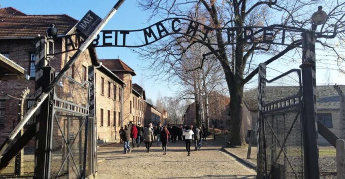 From Warsaw: Auschwitz-Birkenau Tour by Car - Customer Feedback
