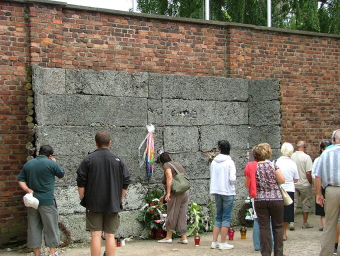 From Warsaw: Full Day Guided Trip to Auschwitz-Birkenau - Meet Your Tour Guide