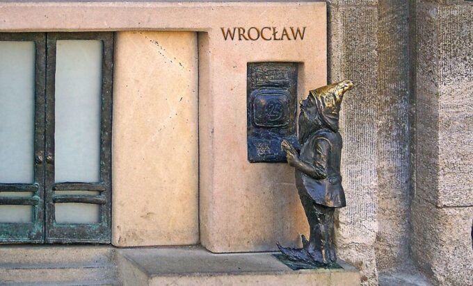 From Warsaw: Full-Day Private Wroclaw Tour - Inclusions and Important Information