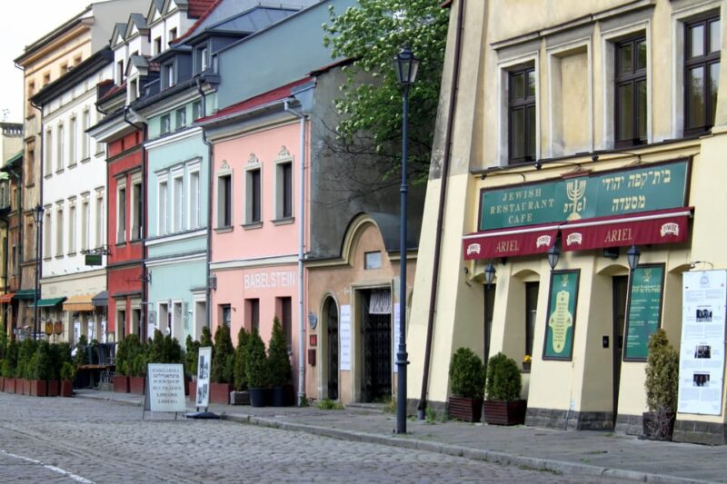 From Warsaw: Krakow and Schindlers Factory Full-Day Trip - Krakows Old Town Exploration