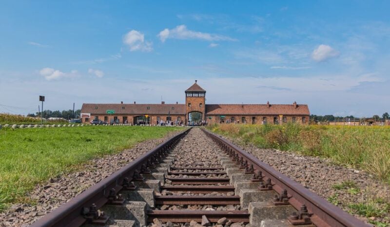 From Warsaw: One-Day Auschwitz Concentration Camp Tour - Booking and Cancellation Policy