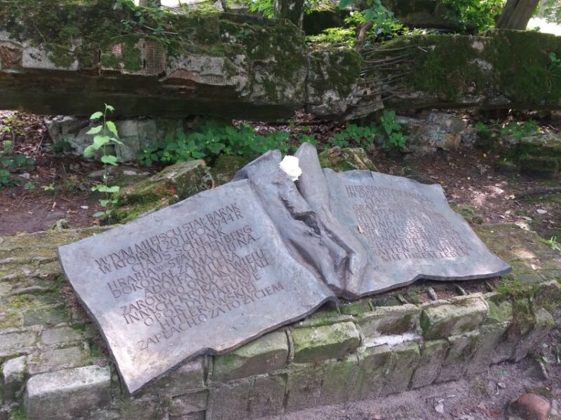 From Warsaw: Tour of the Wolfs Lair, Hitlers HQ by Car - Experience Highlights