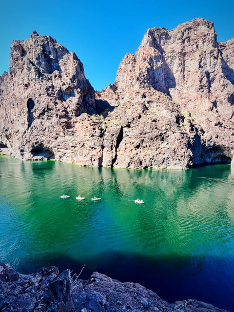 From Willow Beach: Half-Day Emerald and Echo Cave Kayak Tour - Discovering Echo Cave