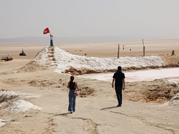 From Yasmine Hammamet/Kantaoui: 2-Day Sahara Tour With Meals - Private Group Experience