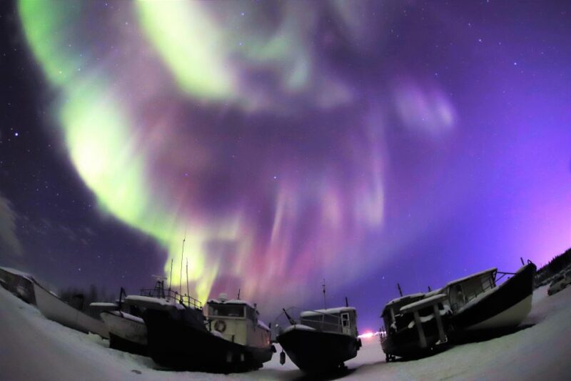 From Yellowknife: Northern Lights Bus Tour With Photos - Experience and Highlights