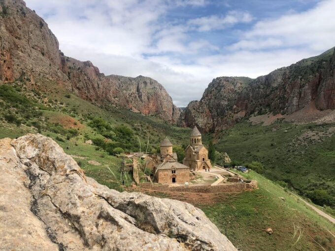 From Yerevan: Khor Virap, Noravank, Jermuk, and Areni Tour - Paruyr Sevak House-Museum