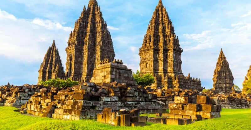 From Yogyakarta: 3-Hour Prambanan Tour W/ Pickup & Entry Fee - Historical Significance