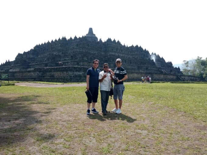 From Yogyakarta: 6-Day Mount Bromo and Ijen Crater Tour - Frequently Asked Questions