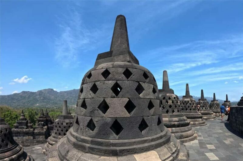 From Yogyakarta: Borobudur Half-Day Tour with Stupa Access - Practical Tips for Travelers