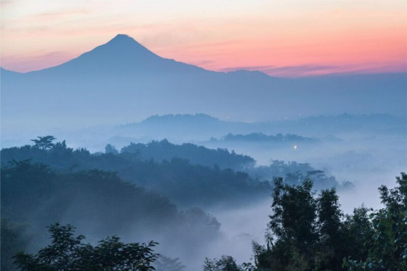 From Yogyakarta: Borobudur Sunrise on Setumbu Hill - Inclusions