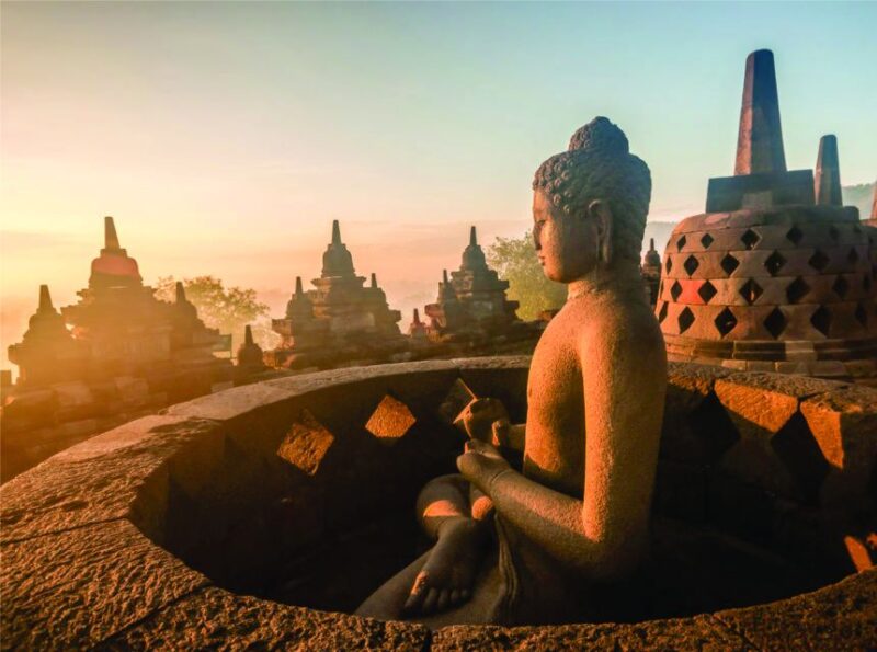 From Yogyakarta: Borobudur Sunrise on Setumbu Hill - Sunrise Experience at Setumbu Hill