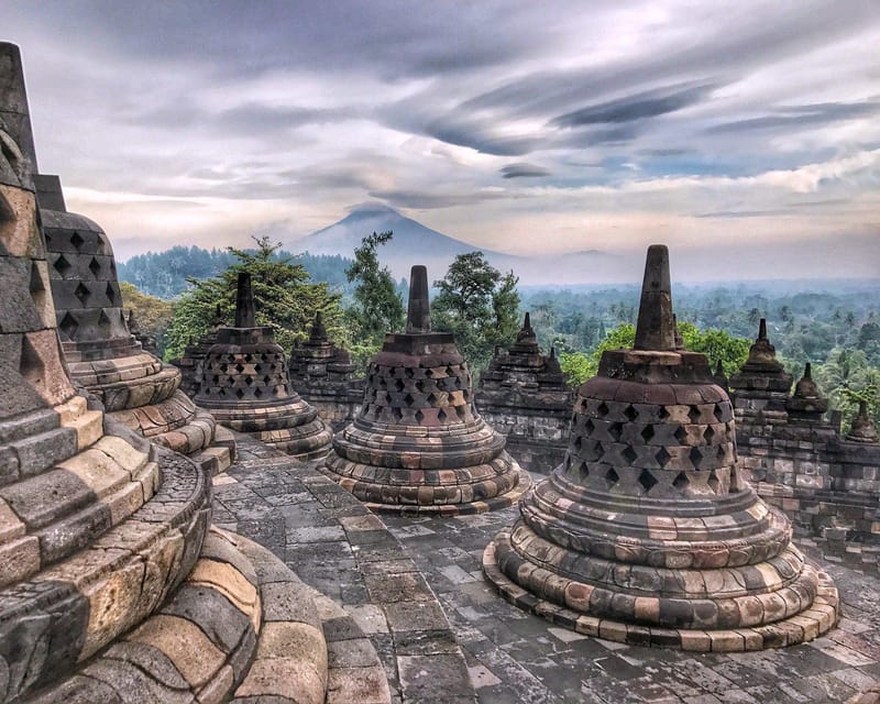 From Yogyakarta: Borobudur Trip With Guided Tour Options - Customer Reviews