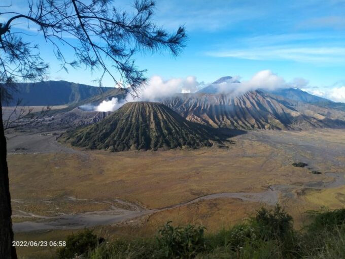 From Yogyakarta: Borobudur, WaterFall , Bromo and Ijen Tour - Customer Feedback