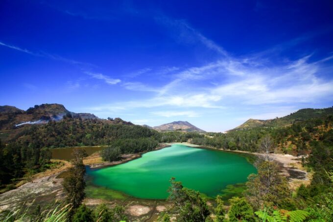 From Yogyakarta: Dieng Plateau Golden Sunrise Guided Trip - Explore Sulfurous Springs