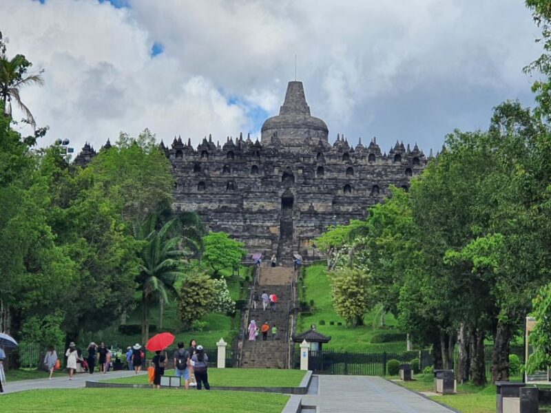 From Yogyakarta: Kedung Kayang Waterfall & Borobudur Sunset - Inclusions