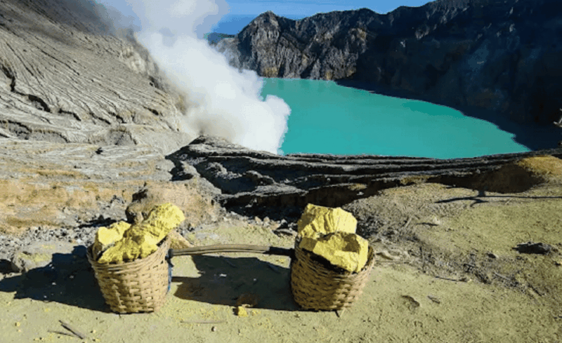 From Yogyakarta or Bali: 3-Day Journey to Bromo & Mount Ijen - Ijens Blue Flame Spectacle