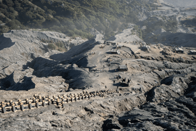 From Yogyakarta or Bali: Bromo Sunrise Shared Guided Tour - Bromo Sunrise Experience