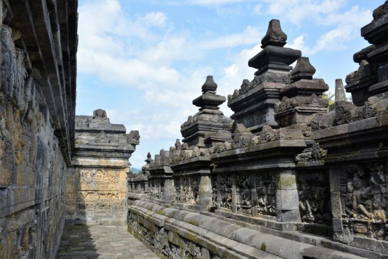 From Yogyakarta: Prambanan Temple Morning Tour and Borobudur - Prambanan Temple Experience