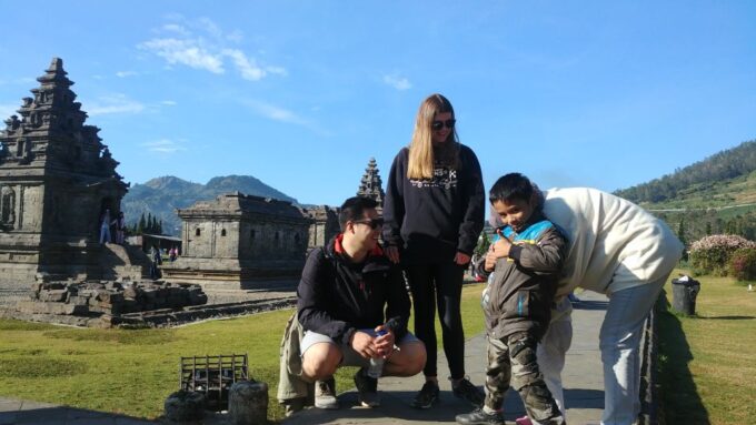 From Yogyakarta: The Beauty Of Dieng Guided Day Tour - Exploring the Sikunir Hill Sunrise