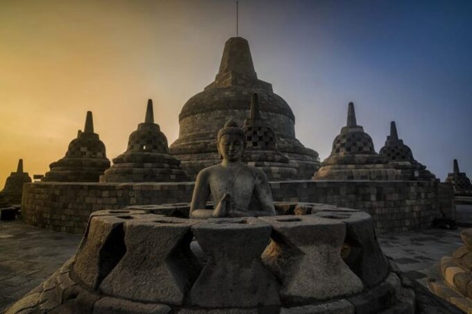 From Yogyakarta: Tour to Borobudor Climb up Drop & Transfer - English-speaking Driver and Guide