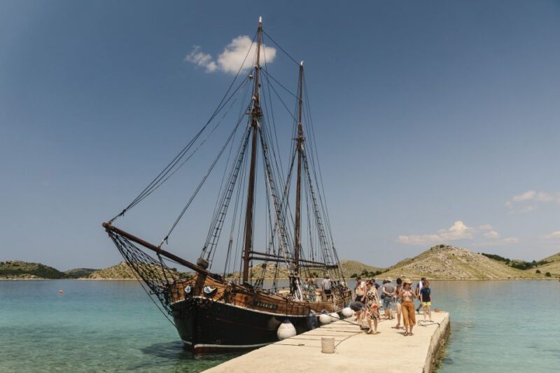 From Zadar: Highlights of Kornati by Traditional Sail Boat - Itinerary and Activities