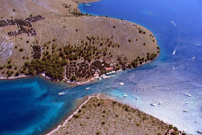 From Zadar: Kornati National Park Day Trip With Breakfast & Lunch - Meeting Point and Accessibility Details