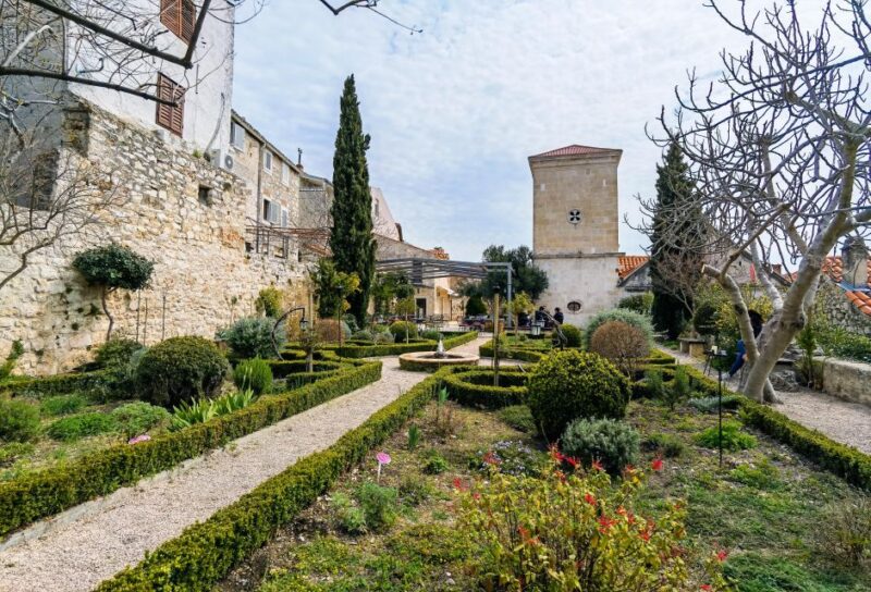 From Zadar: Krka Waterfalls and Sibenik Private Tour - Customer Reviews
