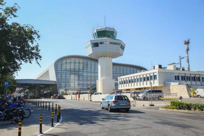 From Zadar: Private Transfer to Dubrovnik Airport - Flexible Scheduling