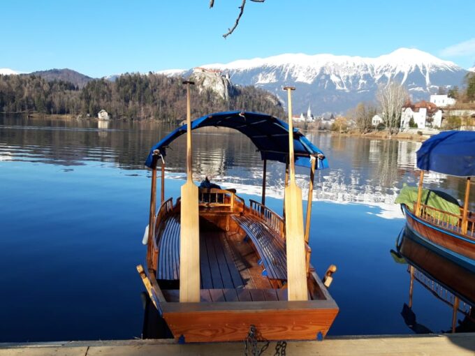 From Zagreb: Day Trip to Lake Bled and Ljubljana - Accessibility and Policies