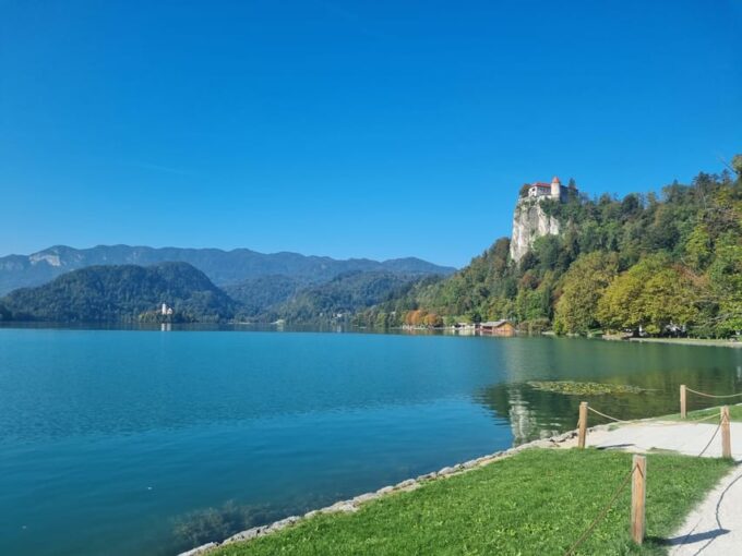 From Zagreb: Highlights Day Tour to Bled and Ljubljana - Scenic Drives and Insights