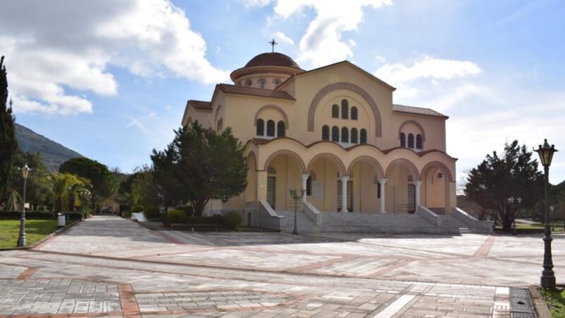 From Zakynthos: Full-Day Tour of Kefalonia - Transportation and Logistics