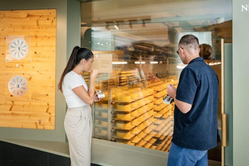 From Zurich: Chocolate and Cheese Tour in Appenzell - Exploring the Chocolarium